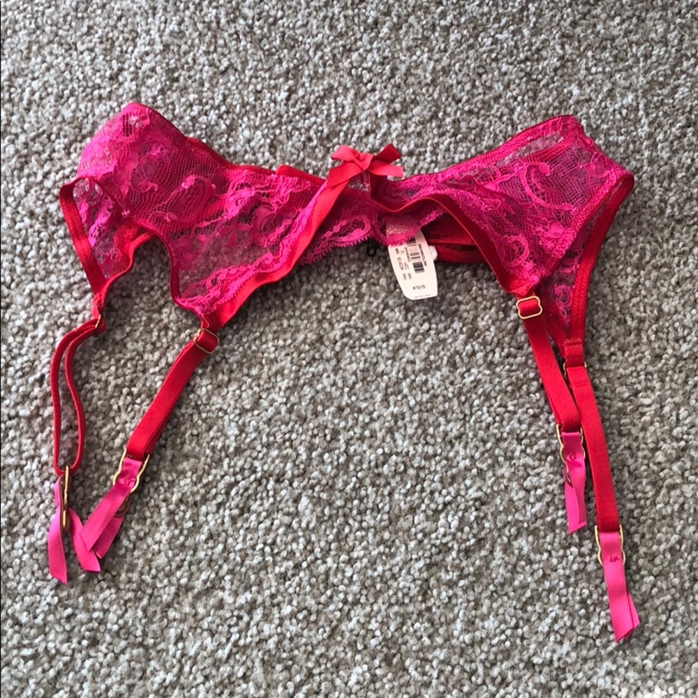Brand new garter ..